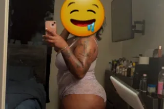 💋🍆Soft Juicy Ass & Super Wett ... - Image 1