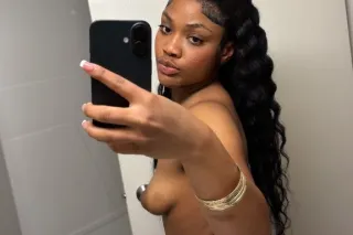 YOUR DREAM FREAK 😍 SWEET AND T... - Image 4