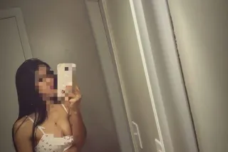 hola mi amor 😍 solo cominicame... - Image 1