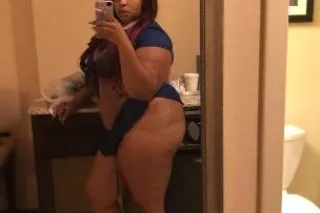 🫣 SEXY IS AN UNDERSTATEMENT 😰😍... - Image 3