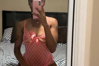 I'm Dior the Pretty and Petite... - Image 1