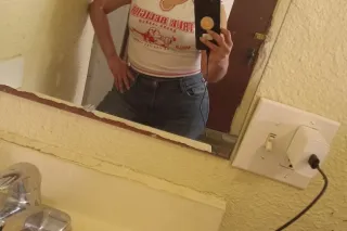 sexy big booty Latina - 26 - Image 2