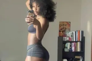 sexy black chocolate queen - 2... - Image 2