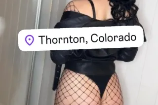 KAT HERE 😉 text me on my new number 💚💚💚💚 - Image 8