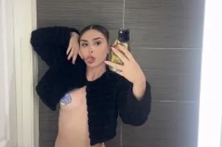 Sexy Snow - Image 10