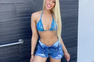 🔥 Hot Blonde Model 😍 REAL PHOT... - Image 4