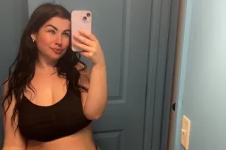 let this blue eyed beauty snatch your soulll dadddyyy😈 - Image 5