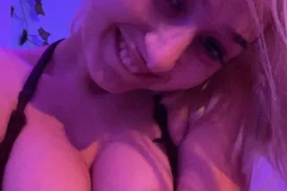 🤩AVAILABLE 24/7 AT YOUR DOORSTEP😘 - Image 7