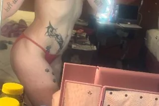 Hey boys 👋 for today only I am... - Image 4