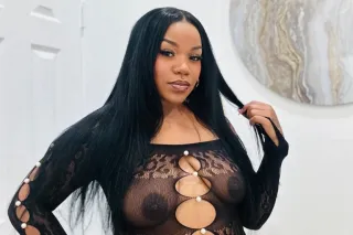 Available now 😘 - Image 4