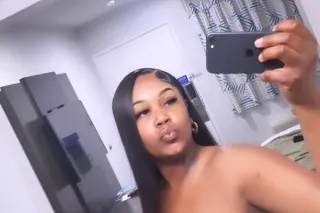 New in town, ready to satisfy ... - Image 3