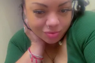 Available Now 🫦 In calls and Out Calls💕 Special Qv $100 in call 👅 24/7 Ready to play Daddy. - Image 9