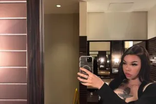 Monroe the pretty pornstar💦 READ ENTIRE AD!!!!IN/Outcalls avaliable ☺dont be shy 🧸 4⃣2⃣5⃣7⃣8⃣6⃣2⃣5⃣9⃣5⃣ - Image 1