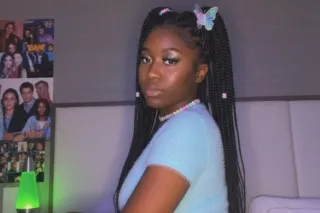 🌸SexyLatinaChocolateDream–5'3"... - Image 1