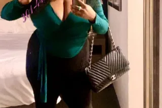 Hoover & Outcalls📍Football 🏈, Bee 🍻 , n Backshots. a perfect Sunday Funday 😘 - Image 7