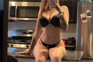 Blue eyed - 18 - Image 1