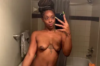 2 GIRL ASK HML 💃🏾👯♀Your Favvorite Piece Of Chocolate💕💚 - Image 6