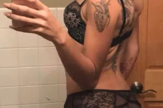 Let me be your New Years Resol... - Image 3