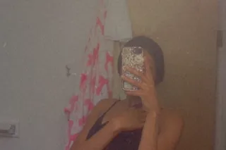 Your favorite 💋🥂👑 - 27 - Image 4