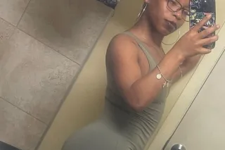 YOUR NEW START OF MONDAY Can be messy🌊, magnificent 🤩, mouth watering 🤤 , with the ONE AND THE ONLY, Tatianna 👑 Allow me to make a mess all over that dick🫢🫣🤭💦 - Image 8