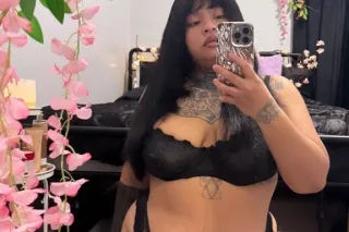 LAST NIGHT 🪭 EXOTIC FAT ASS AS... - Image 1