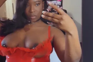 🩵 NEW GIRL IN TOWN 🩵 LETS HAVE... - Image 1