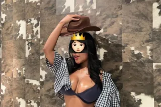 Emily, new Latina in town - 22 - Image 3