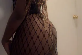 Lady of Lesiure 🍾 1hr speciall... - Image 2