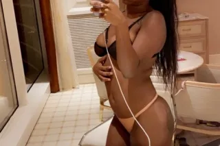 No gag reflex 😘 Morning bj spe... - Image 3