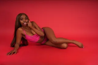 🍫🍭Brownskin Slim Peitie Throat... - Image 1