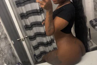 hey hml im a pretty girl u won... - Image 2