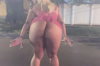 New in town come and see about me I don't bite💦👀 - Image 5