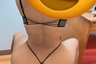 new girl in the Latin area 🍆💦🤤... - Image 1