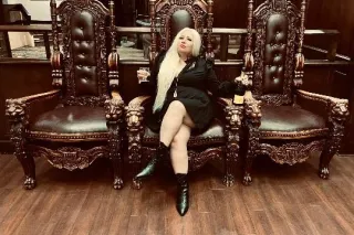 ✨✨ Squirting Goth SLT Selling ... - Image 4