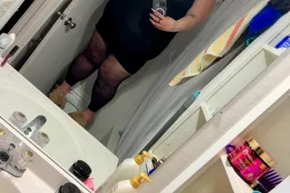 TOUCH ME TEASE ME TUESDAY HOST... - Image 2