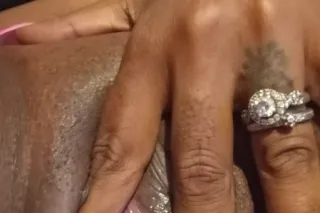 LOVELY HONEY IS BACK...💜💋👀💜 - ... - Image 2