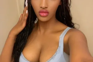 😍 Sweet Somlian 🍫 Bombshell 👸🏽... - Image 1