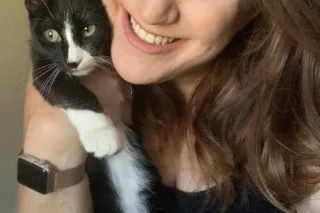 Fiery Brunette Seeks Partner f... - Image 3