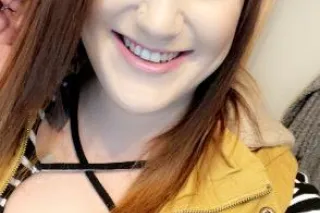 Fiery Brunette Seeks Partner f... - Image 4