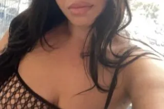 Sexy mixed Ebony Playmate 😻💋🔥O... - Image 2