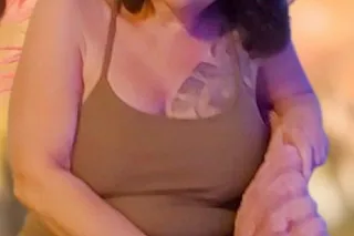 Sexy & Mature Woman looking to... - Image 1