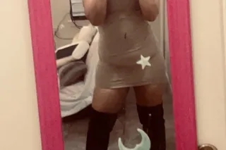 COME SEE ME - 27 - Image 2