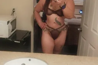 Hola mis amores de regreso por... - Image 2