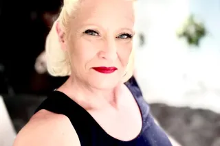 Milf, milf milf. come and get ... - Image 2