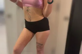 broke up with my bf cause he couldn't please me🤷🏼 craving a man who can do me right, could that be you - Image 7