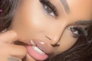 come relax , and have a good time wirh a baddie - Image 11