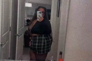 🍑COME GET FREAKED BY PEACHES🍑I... - Image 2