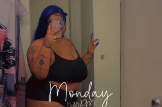 LET ME RELEASE YOUR STRESS 💦😽 ... - Image 3