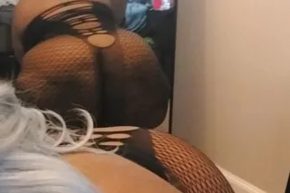 Cyn Secrets sexy bbw bombshell... - Image 4