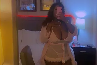 H E R S H E Y B A B Y 💦 💕 - 28 - Image 3